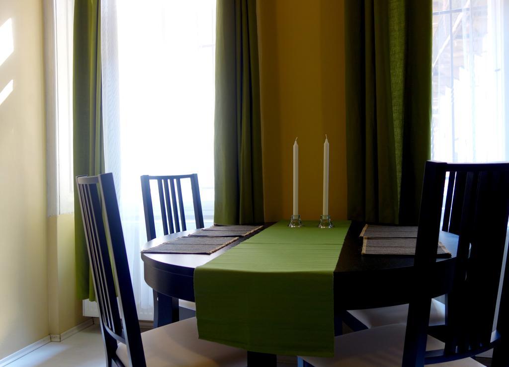 Vivid Rozsa Apartment ブダペスト 部屋 写真