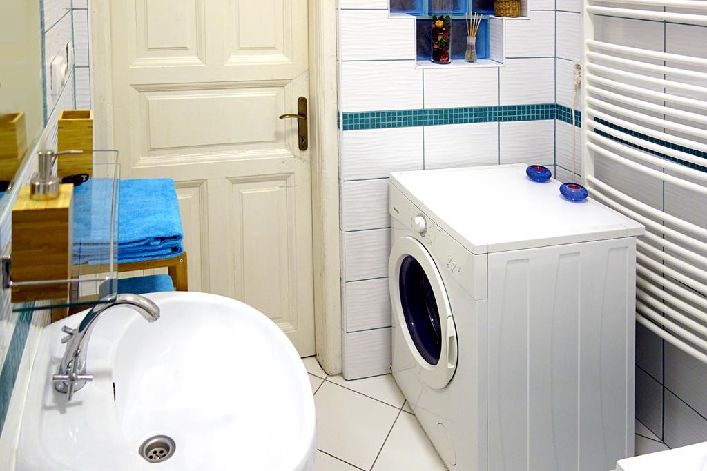 Vivid Rozsa Apartment ブダペスト エクステリア 写真